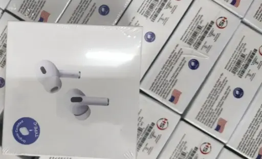 AirPods 4 Wireless Earbuds, Bluetooth Headphones, with Active Noise Cancellation, Adaptive Audio, Transparency Mode, Personalised Spatial Audio, USB-C Charging Case, Wireless Charging